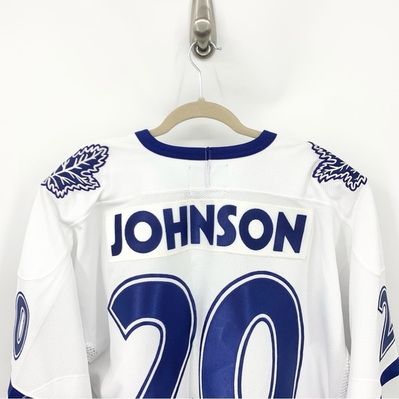 NHL Starter Jersey Vintage Size Medium Toronto Maple Leafs Mike Johnson 20 White - Picture 7 of 12